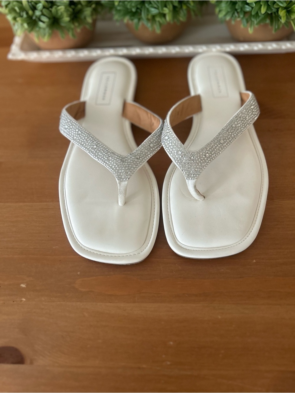 Yellow Box Della Rhinestone Size 8 Sandals
